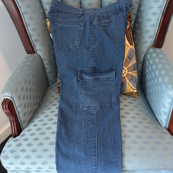 Women's Blue Boot Cut Jeans - Picture 3 of 3